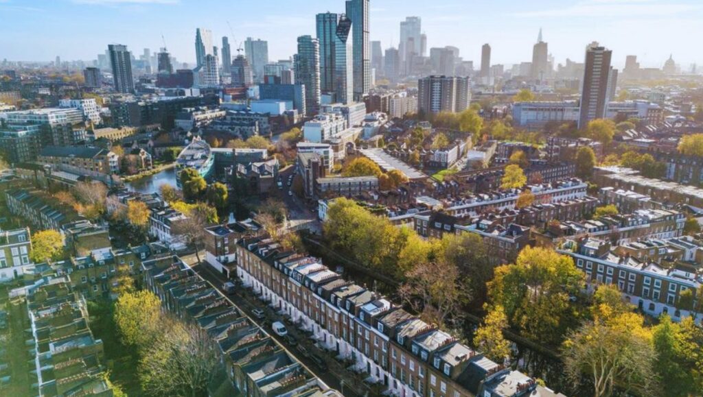 Modern apartments and Georgian townhouses in Islington, showcasing diverse property types.