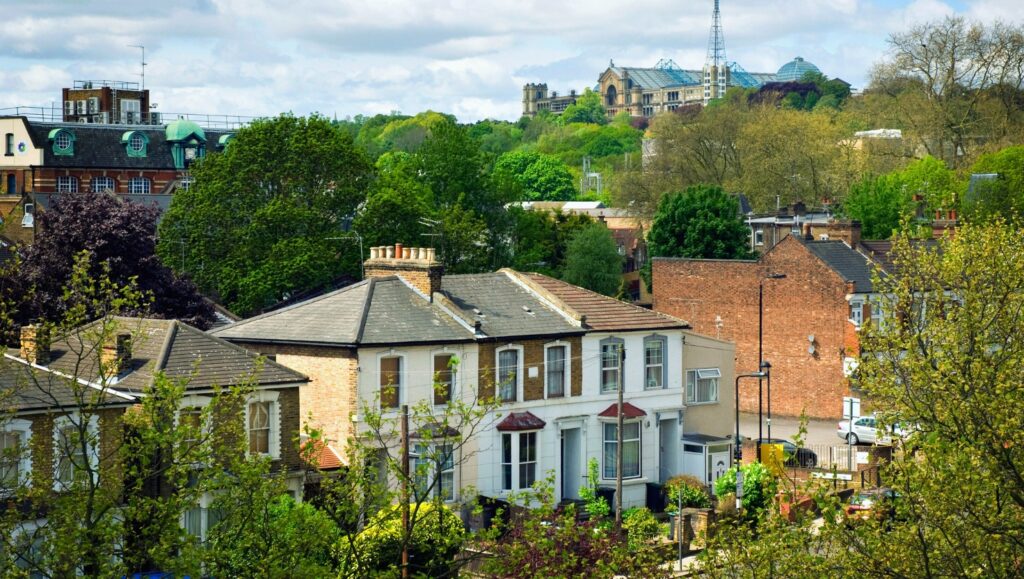 Guaranteed rent and property management in Wood Green