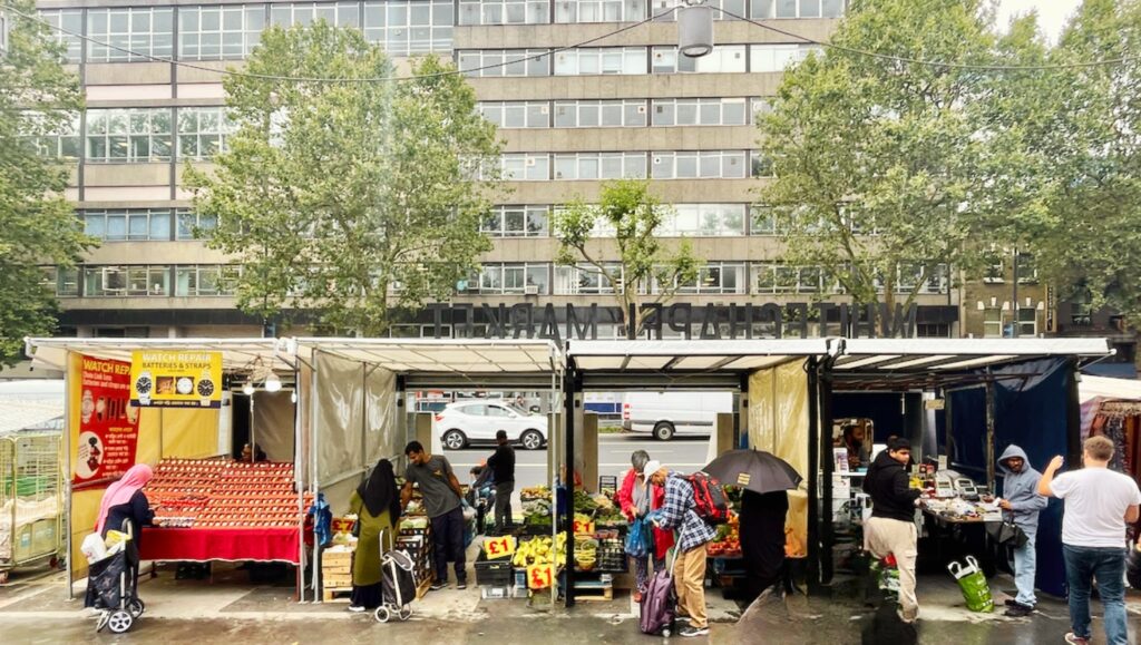 Landlords in Whitechapel enjoying guaranteed rent with RSK Lettings